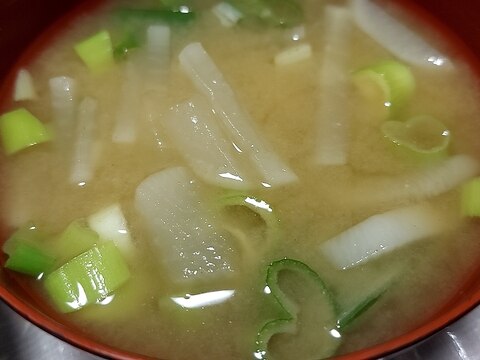 大根とネギのお味噌汁